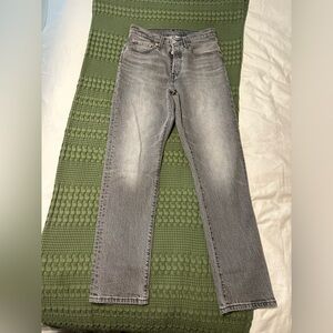 Grey Levi’s 501 27x30